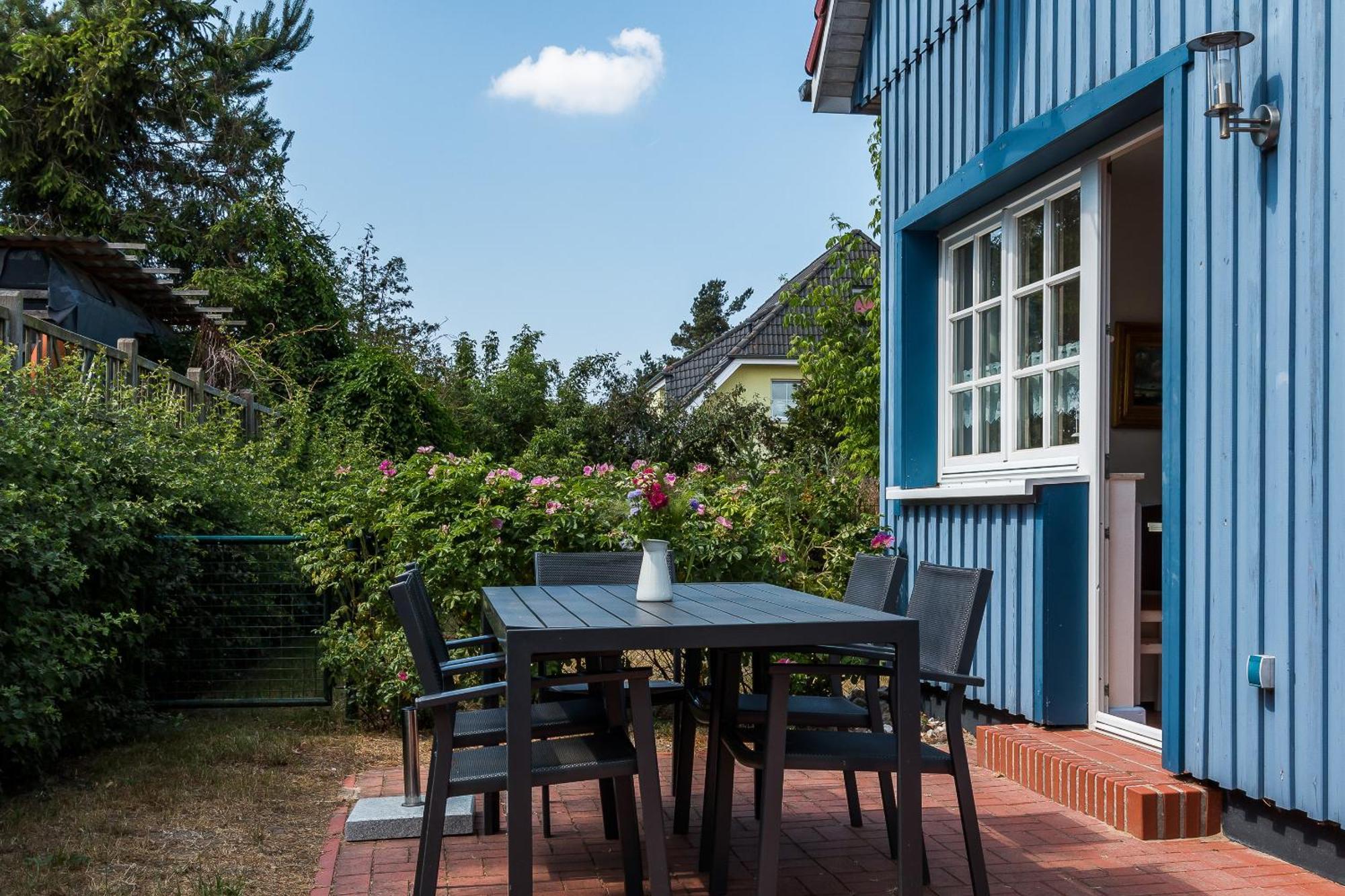 Hus In Luv Apartment Born Exterior photo